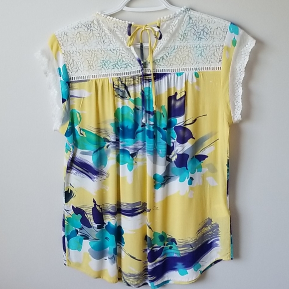 Anthropologie printed floral blouse top lace inset - Picture 3 of 3